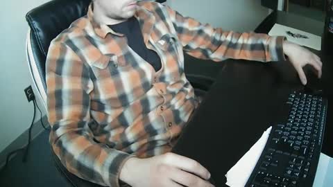 Snapshot of coaltrane chatting on 02-19-25, 07:16 Coaltrane online show from 02-19-25, 07:16