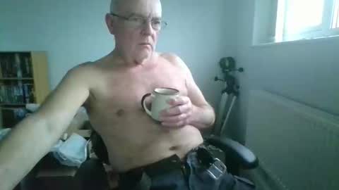 Snapshot of coccalad chatting on 01-08-26, 10:06 coccalad online show from 01-08-26, 10:06