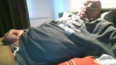 cock9635 online show from 01-01-25, 12:22