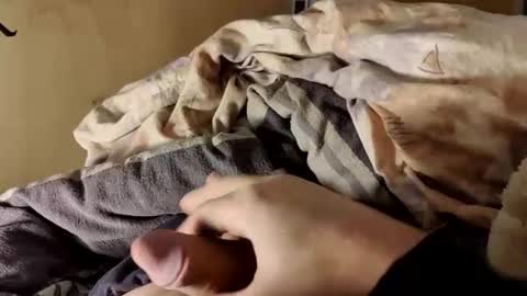 Snapshot of cocka_billy chatting on 12-16-25, 04:12 cocka_billy online show from 12-16-25, 04:12