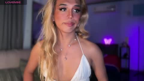 Snapshot of cockprincess_dianna chatting on 03-23-26, 05:55 PrincessDianna IslandGirl CUMSHOW in PVT and PASSWORDSHOW online show from 03-23-26, 05:55