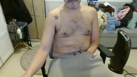 Snapshot of cockydude31 chatting on 01-13-26, 08:08 cockydude31 online show from 01-13-26, 08:08