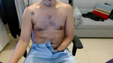 Snapshot of cockydude31 chatting on 07-28-26, 11:17 cockydude31 online show from 07-28-26, 11:17