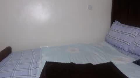 Snapshot of cocoa_devine chatting on 12-18-25, 12:33 cocoa_devine online show from 12-18-25, 12:33