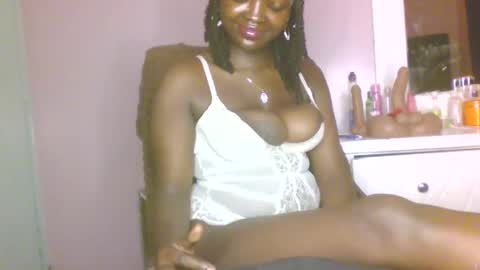 Snapshot of cocoalush_20 chatting on 05-05-26, 05:54 CocoaLush 20 online show from 05-05-26, 05:54