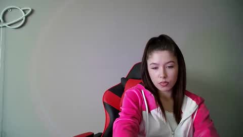 cocoberry1 online show from 03-11-25, 09:02