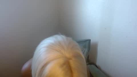Snapshot of cocochanel197941 chatting on 05-26-26, 12:06 chanel online show from 05-26-26, 12:06
