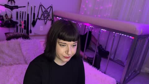 Snapshot of cocodeville chatting on 12-12-24, 12:48 Coco Deville online show from 12-12-24, 12:48