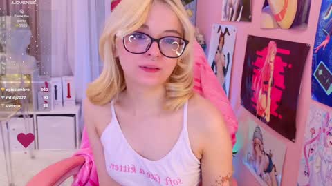 Snapshot of coconut_mia chatting on 12-06-24, 04:36 Mia online show from 12-06-24, 04:36