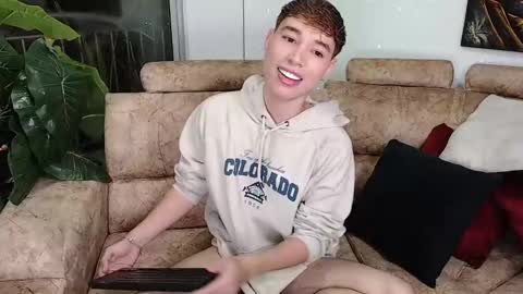 Snapshot of coddy_doll chatting on 02-04-25, 06:46 Coddy online show from 02-04-25, 06:46