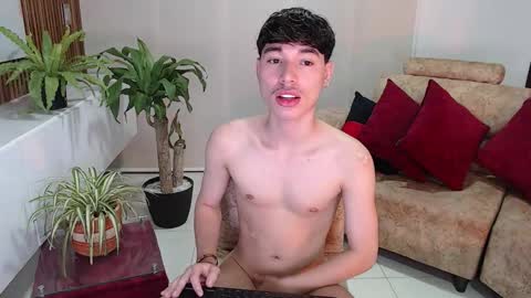 Snapshot of coddy_doll chatting on 10-16-25, 12:33 Coddy online show from 10-16-25, 12:33