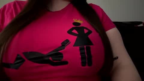 Snapshot of codieraye chatting on 01-14-25, 07:21 TheGoddessCodie online show from 01-14-25, 07:21