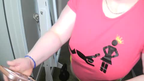 Snapshot of codieraye chatting on 09-11-25, 01:33 TheGoddessCodie online show from 09-11-25, 01:33