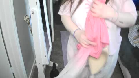 Snapshot of codieraye chatting on 09-18-25, 01:57 TheGoddessCodie online show from 09-18-25, 01:57