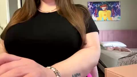 Snapshot of codieraye chatting on 10-16-25, 04:41 TheGoddessCodie online show from 10-16-25, 04:41