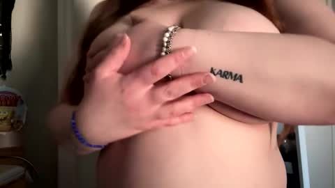 Snapshot of codieraye chatting on 11-27-25, 03:03 TheGoddessCodie online show from 11-27-25, 03:03