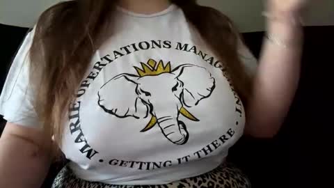 Snapshot of codieraye chatting on 01-14-26, 03:28 TheGoddessCodie online show from 01-14-26, 03:28