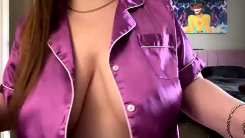 Snapshot of codieraye chatting on 06-25-26, 02:43 TheGoddessCodie online show from 06-25-26, 02:43