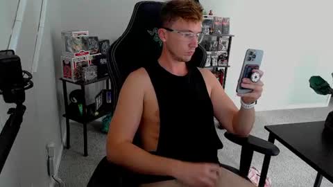 Snapshot of codyt1016 chatting on 09-26-25, 05:39 codyt1016 online show from 09-26-25, 05:39