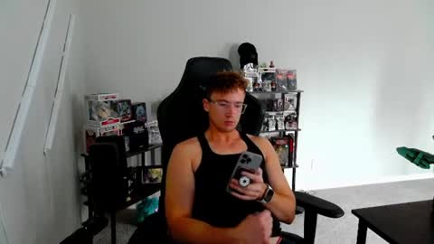 Snapshot of codyt1016 chatting on 10-10-25, 05:01 codyt1016 online show from 10-10-25, 05:01