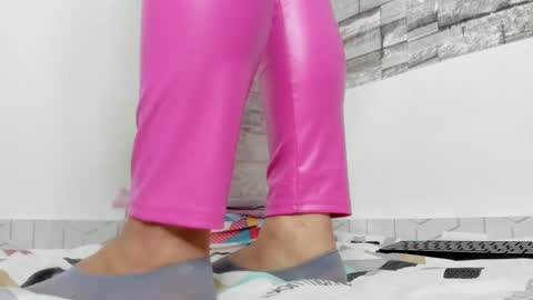 laurita online show from 02-14-25, 10:14