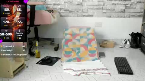 Snapshot of coffee_hot chatting on 06-22-26, 03:25 laurita online show from 06-22-26, 03:25