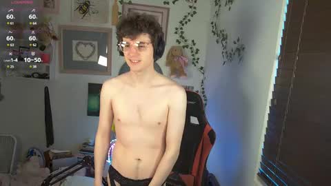 Snapshot of cokia_ chatting on 02-10-25, 11:13 Cokia online show from 02-10-25, 11:13