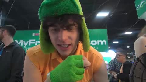 Snapshot of cokia_ chatting on 10-24-25, 11:23 Cokia online show from 10-24-25, 11:23