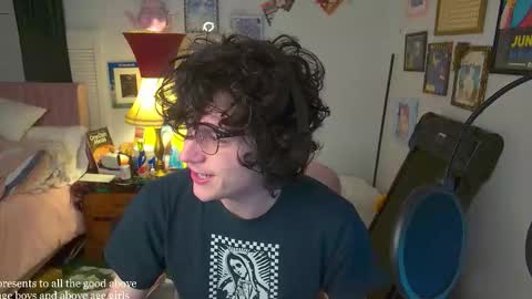 Snapshot of cokia_ chatting on 12-21-25, 01:24 Cokia online show from 12-21-25, 01:24