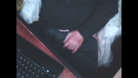 Snapshot of coktosuk chatting on 09-22-25, 04:31 CokToSuk online show from 09-22-25, 04:31