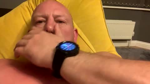 col4nows online show from 09-30-25, 09:20