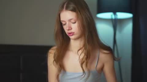 Snapshot of cold_humble chatting on 06-20-26, 03:42 Akumakekw online show from 06-20-26, 03:42