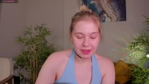 Snapshot of colleen_blake chatting on 06-16-26, 05:37 Collen Mon Tue Wed Thu Fri GMT 3 0300am - 0900am online show from 06-16-26, 05:37