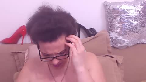 Maddison online show from 03-02-25, 08:29