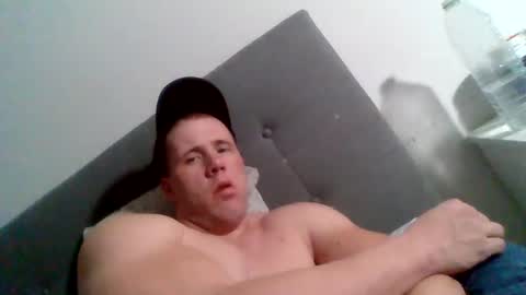 Snapshot of college_muscle chatting on 01-29-25, 04:08 foreverxshredded online show from 01-29-25, 04:08