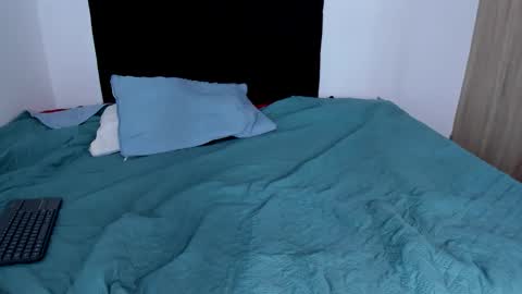 college_muscle_ass online show from 04-11-26, 08:24