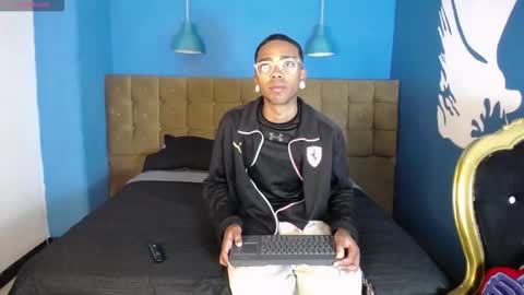 Snapshot of collemanstone chatting on 11-02-25, 01:02 CollemanStone online show from 11-02-25, 01:02