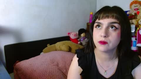 Snapshot of collette_beaufoy chatting on 05-08-26, 06:30 Collette online show from 05-08-26, 06:30
