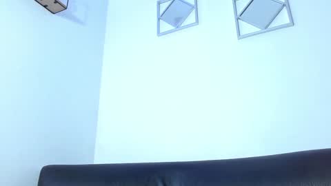  Nahomi  online show from 01-04-25, 12:38