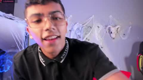 colstorw_ online show from 10-22-25, 10:37