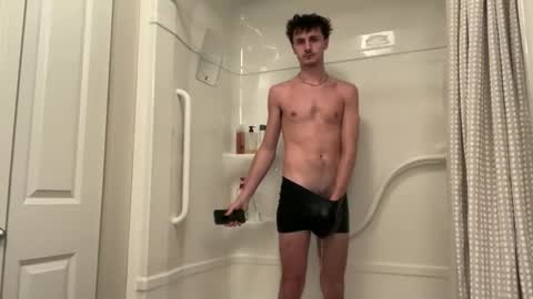 Snapshot of coltenhicks1 chatting on 03-09-26, 04:27 Colten hicks online show from 03-09-26, 04:27