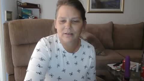 Snapshot of comebackpussy chatting on 12-12-24, 04:43 comeback pussy online show from 12-12-24, 04:43