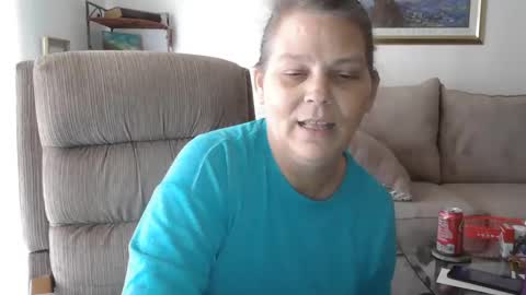 Snapshot of comebackpussy chatting on 01-14-25, 04:29 comeback pussy online show from 01-14-25, 04:29