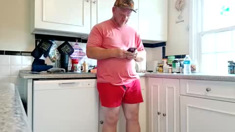 Snapshot of comegetmeinthemorning chatting on 05-07-26, 07:19 comegetmeinthemorning online show from 05-07-26, 07:19