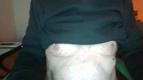 Snapshot of comeonmymouth chatting on 02-20-26, 01:44 comeonmymouth online show from 02-20-26, 01:44