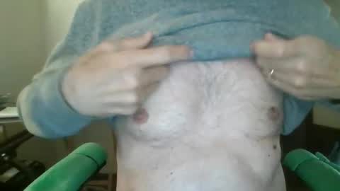 Snapshot of comeonmymouth chatting on 02-25-26, 02:37 comeonmymouth online show from 02-25-26, 02:37