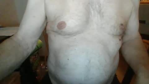 Snapshot of comeonmymouth chatting on 03-28-26, 01:11 comeonmymouth online show from 03-28-26, 01:11