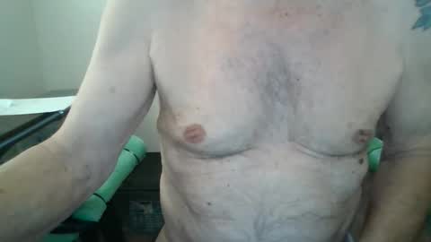 Snapshot of comeonmymouth chatting on 05-09-26, 05:07 comeonmymouth online show from 05-09-26, 05:07