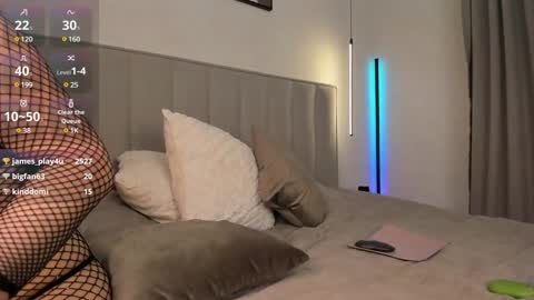 Snapshot of cometoseeme_ chatting on 02-07-25, 07:49 Alice online show from 02-07-25, 07:49