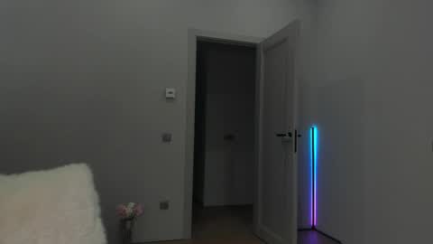 Alice online show from 10-25-25, 01:18